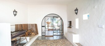 Family Paradise: Exquisite Retreat For Holidays