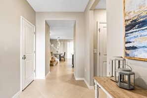 Interior - Elegant Home - Only 9 Miles from Disney (Clermont)
