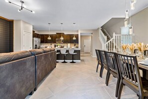 Interior - Elegant Home - Only 9 Miles from Disney (Clermont)