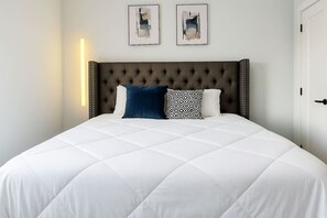 1 quarto, escrivaninha, ferros/tábuas de passar roupa, Wi-Fi