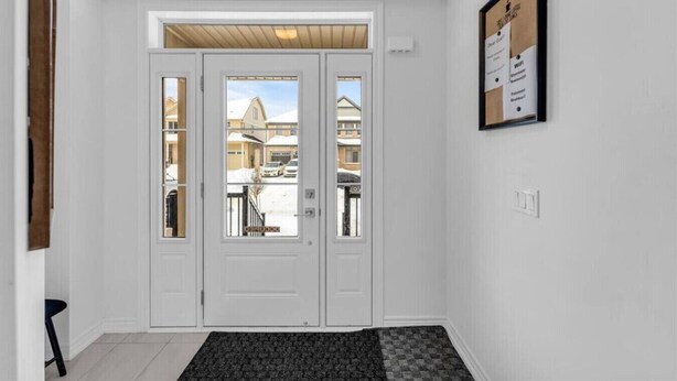 Interior - Beautiful New Build by Elora (Fergus)