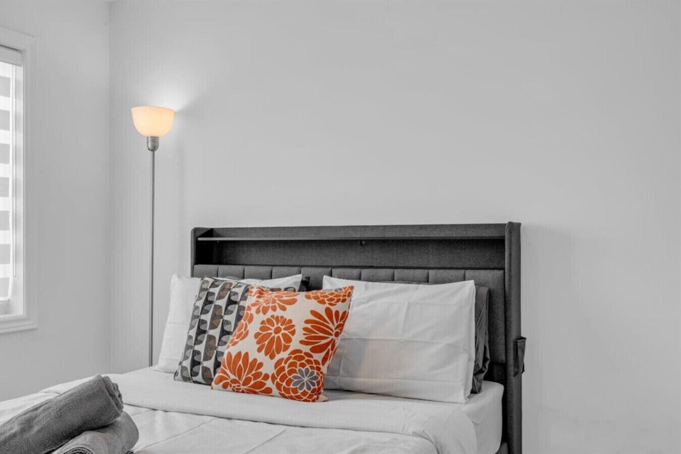 4 bedrooms, desk, iron/ironing board, WiFi