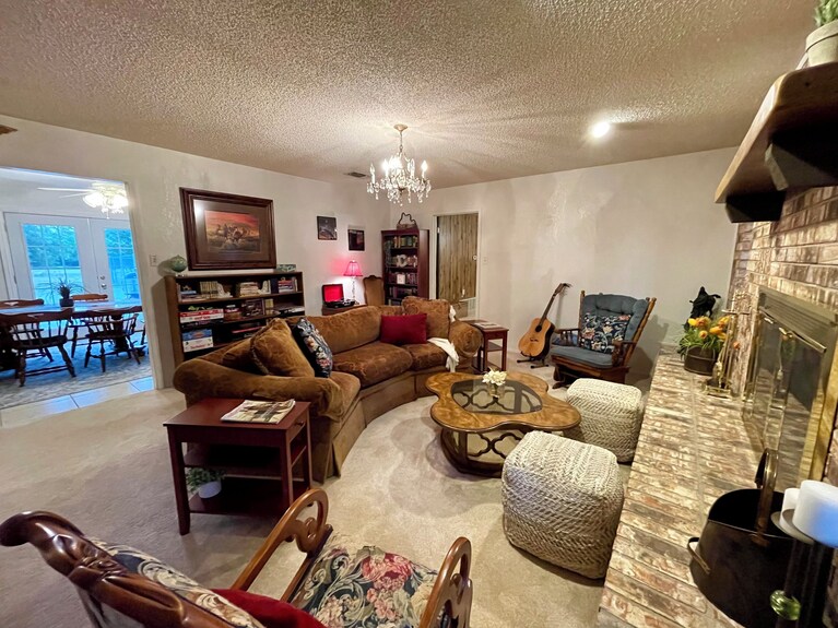 96 Acre Farm-sleeps 12-horse Barn - Bridgeport, TX