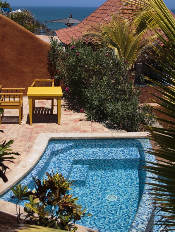 Luksus-suite - privat pool - havudsigt | Terrasse/gårdhave