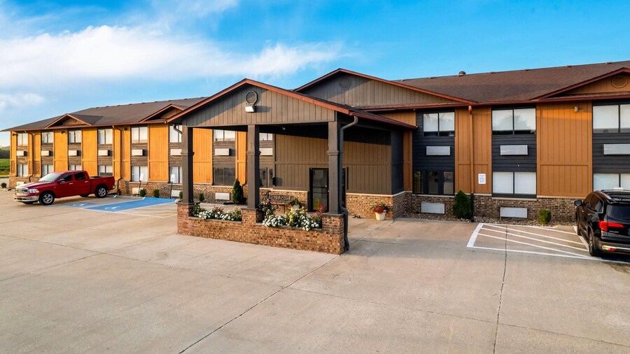 Super 8 By Wyndham Marston