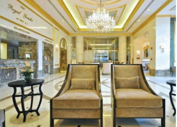 Lobby - Waikiki Resort Suite @Royal Gardens (Honolulu)