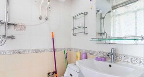 Bathroom - Shenyang Huanggu Kelaiyi Short Rent Apartment (Shenyang)