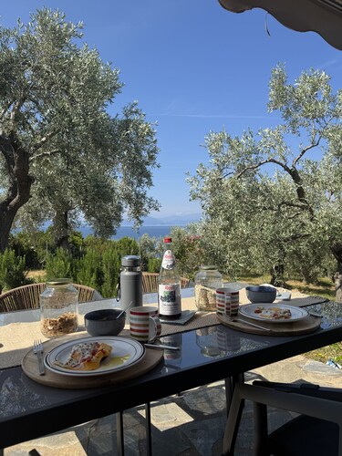 Haus im Olivenhain am Pilion Grichenland nähe Afissos, direkt am Meer
