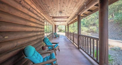 Luxury Cabin in the Woods, near 3 Golf Courses.
