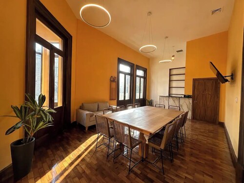 Down town Callao Deluxe - casa para grupos



