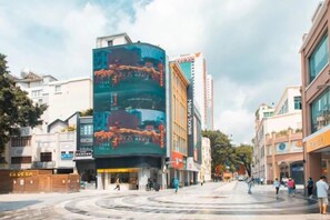 Unclassified image, 4 of 14, button - ZhuXing Hotel (Guangzhou)