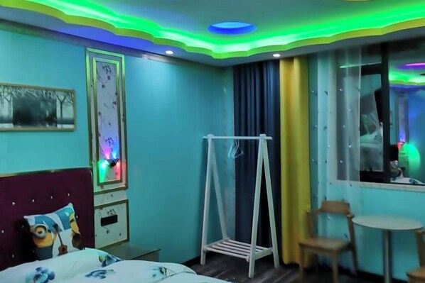 Unclassified image, 1 of 20, button - Guilin Lianhua Hotel (Guilin Department Store Xiangshan Park Branch) (Guilin)