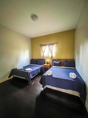 2 bedrooms, free WiFi, bed sheets - Cozy Fully Equipped Condo 2BR -7min walk from Lake
(BAGOPE)