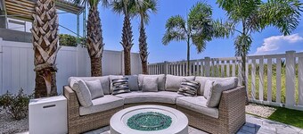 Beach Three: Style Meets the Shore w/ Pool and Spa