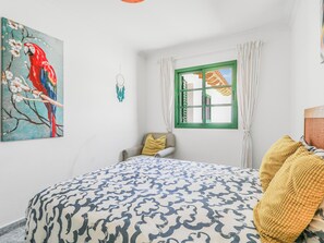 3 Schlafzimmer, Bügeleisen/Bügelbrett, WLAN, Bettwäsche