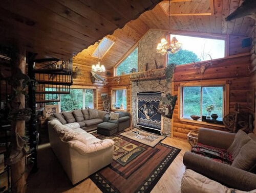 Log Cabin w Private Sauna Escape