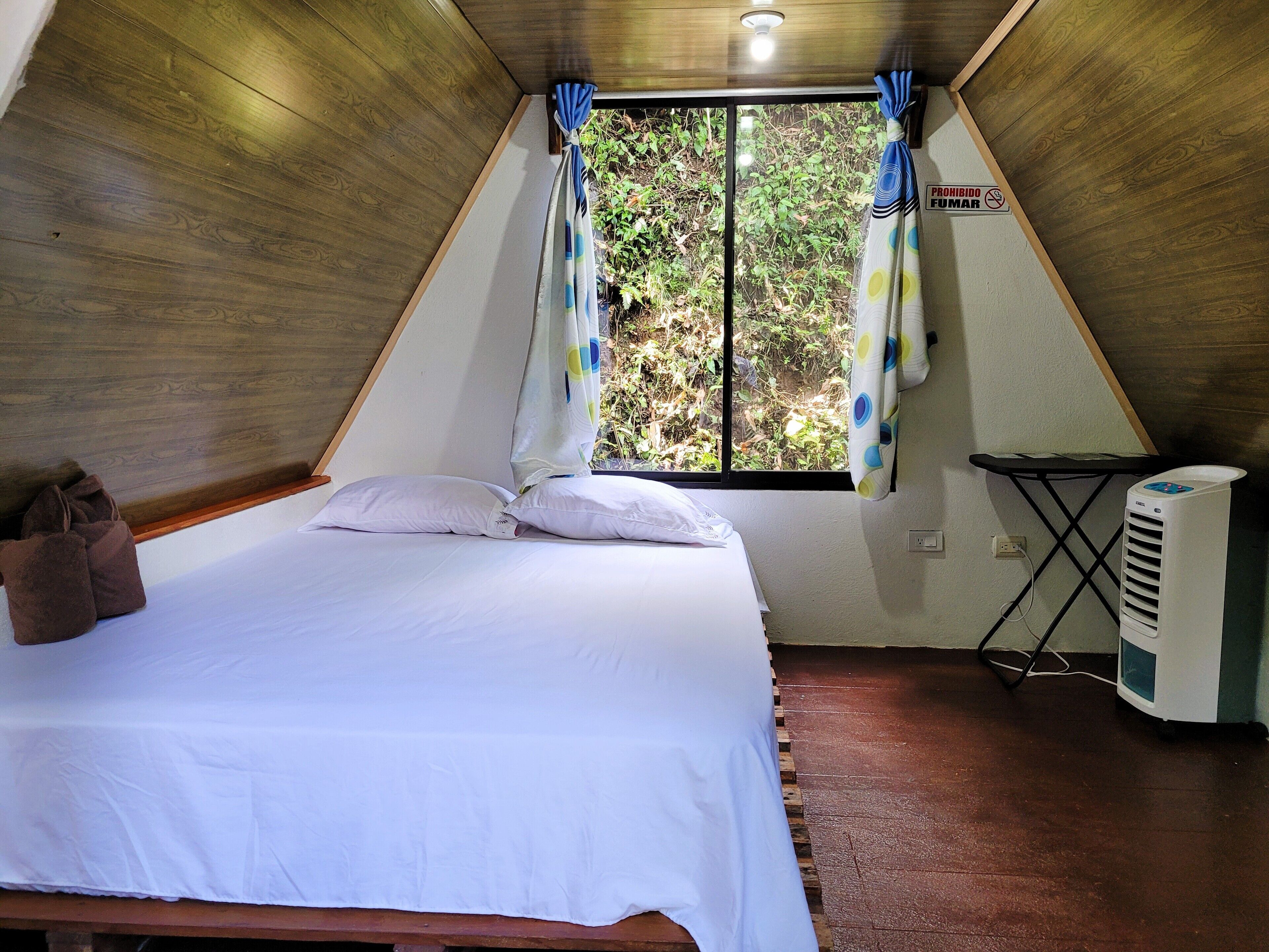 1 habitación, wifi y ropa de cama 