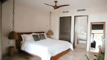 2 habitaciones, tabla de planchar con plancha y ropa de cama