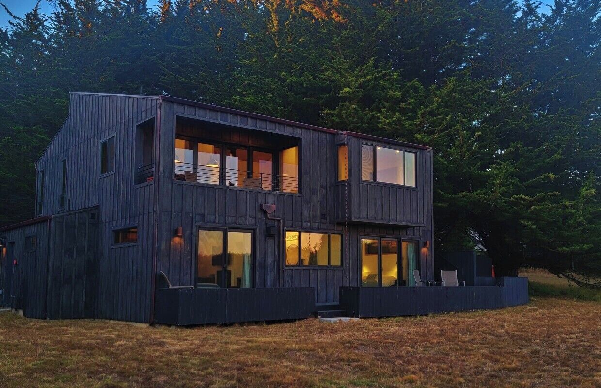 المنشأة من الخارج