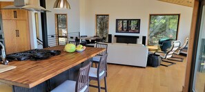 Interior -  NEW 3BR/3Bath Ocean Views 2-min walk to Bluff Trail Close to Town (Sea Ranch)