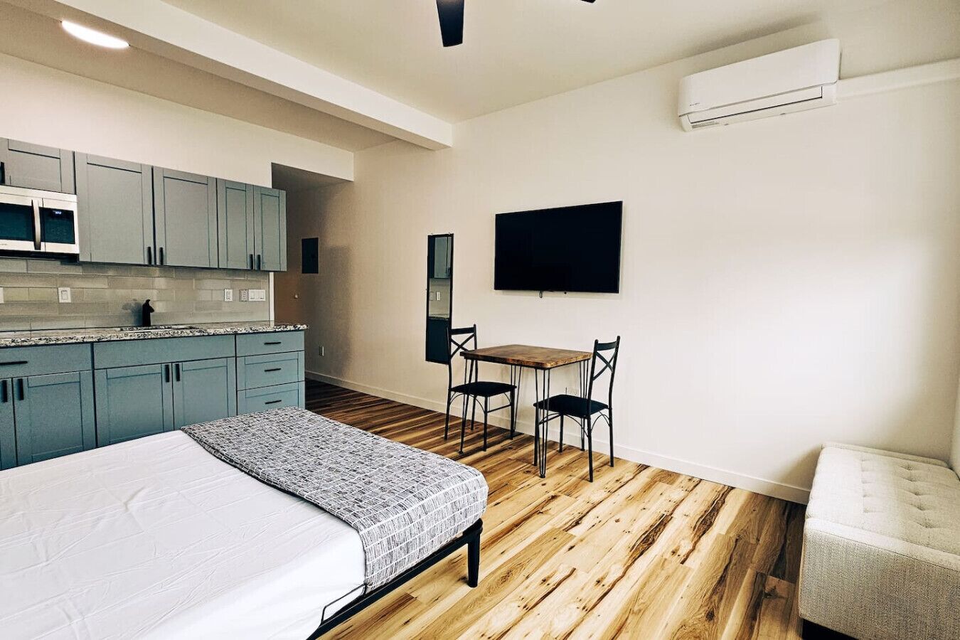 1 bedroom, iron/ironing board, free WiFi