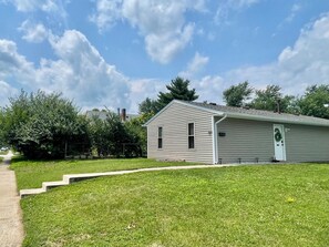 Exterior - Boho on Bishop - Spooky Nook, Miami U & Hospitals (Hamilton)