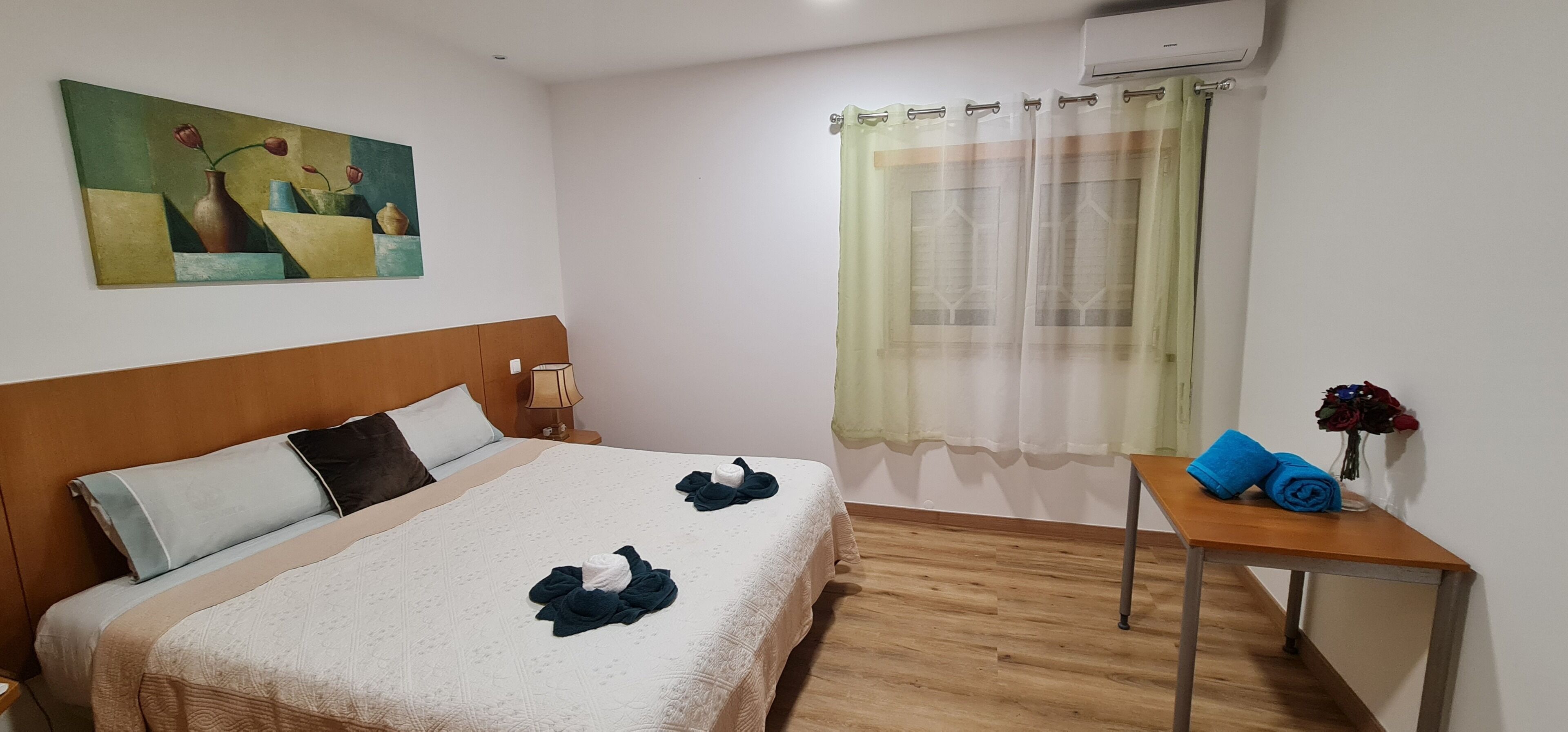4 bedrooms, in-room safe, iron/ironing board, travel cot