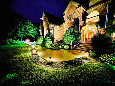 Book your room and enjoy the backyard amenities including pool, gazebo and ponds