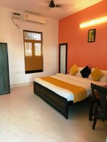 华丽双人房 | 办公桌、笔记本电脑工作区、免费 WiFi