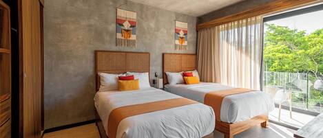1 chambre, coffre-fort, fer et planche à repasser