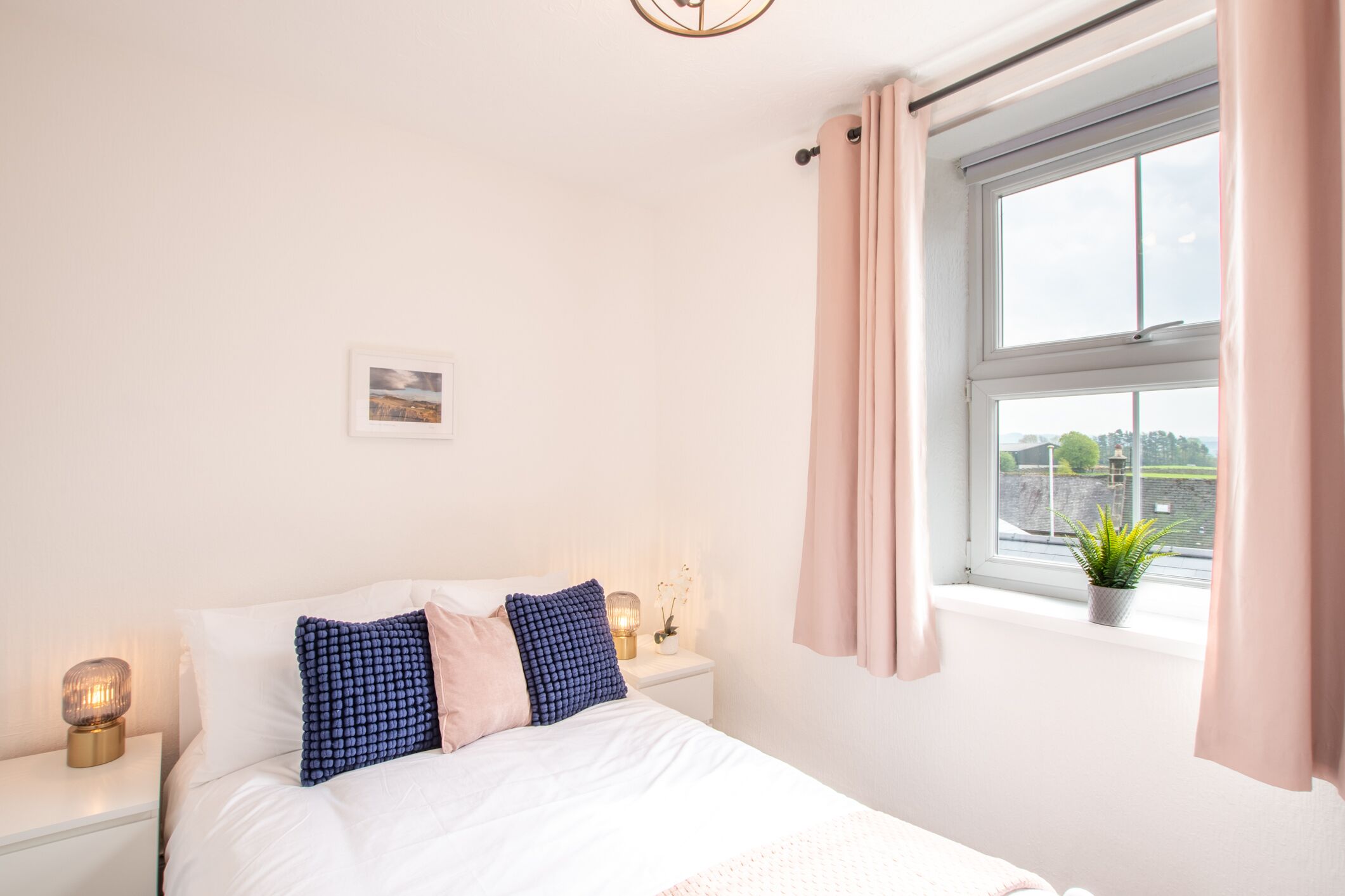 2 bedrooms, iron/ironing board, WiFi (free), bed sheets