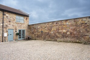 Exterior - Northern Hideaways Eider Cottage (Seahouses)