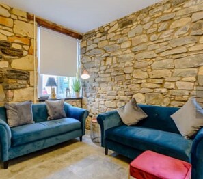 TV, fireplace, video games - Northern Hideaways, St Cuthberts (Seahouses)