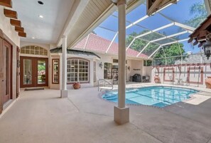 Beheizter Pool