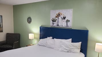 Single Room | Desk, blackout drapes, iron/ironing board, free WiFi