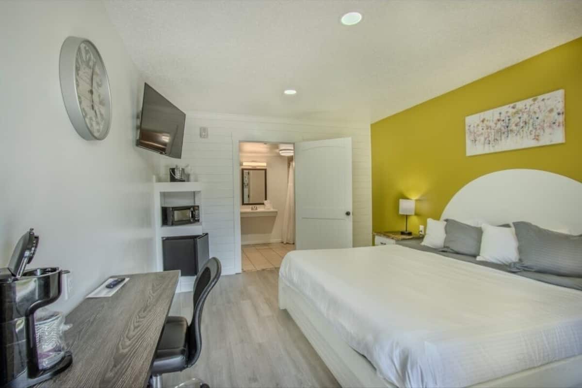 Desk, blackout curtains, iron/ironing board, free WiFi