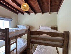 Eenvoudige slaapzaal (#7) | Individueel gedecoreerd, individueel gemeubileerd, gratis wifi