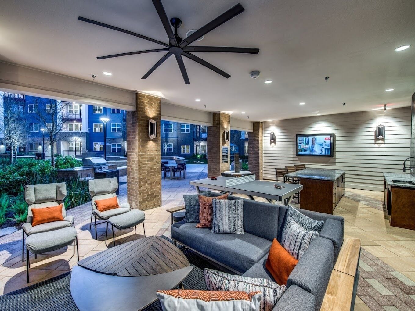 ลานระเบียง/นอกชาน