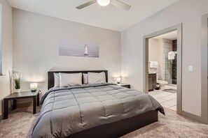 Luxury Apartment, 2 Bedrooms, Kitchen, Garden View | Premium bedding, down comforters, in-room safe, individually decorated