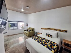 Premium bedding, in-room safe, desk, laptop workspace - Nomad Living CR (Tárcoles)