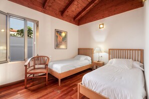 3 Schlafzimmer, Bügeleisen/Bügelbrett, kostenloses WLAN, Bettwäsche