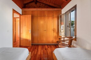 3 habitaciones, tabla de planchar con plancha y wifi gratis 