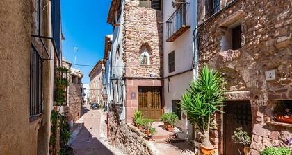 Casa rural 'Casa Retiro Vilafames' con vistas a la montaña, terraza privada y aire acondicionado