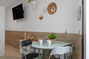 Dining - Vacation Studio 'Vista Blanca Room 1' with Wi-Fi (Playa Blanca)