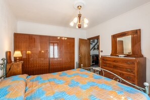 2 sovrum och sängkläder