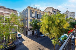 Exterior - Apartment 'L'angelo Di Casa Mia' with Balcony, Wi-Fi and Air Conditioning (Catania)
