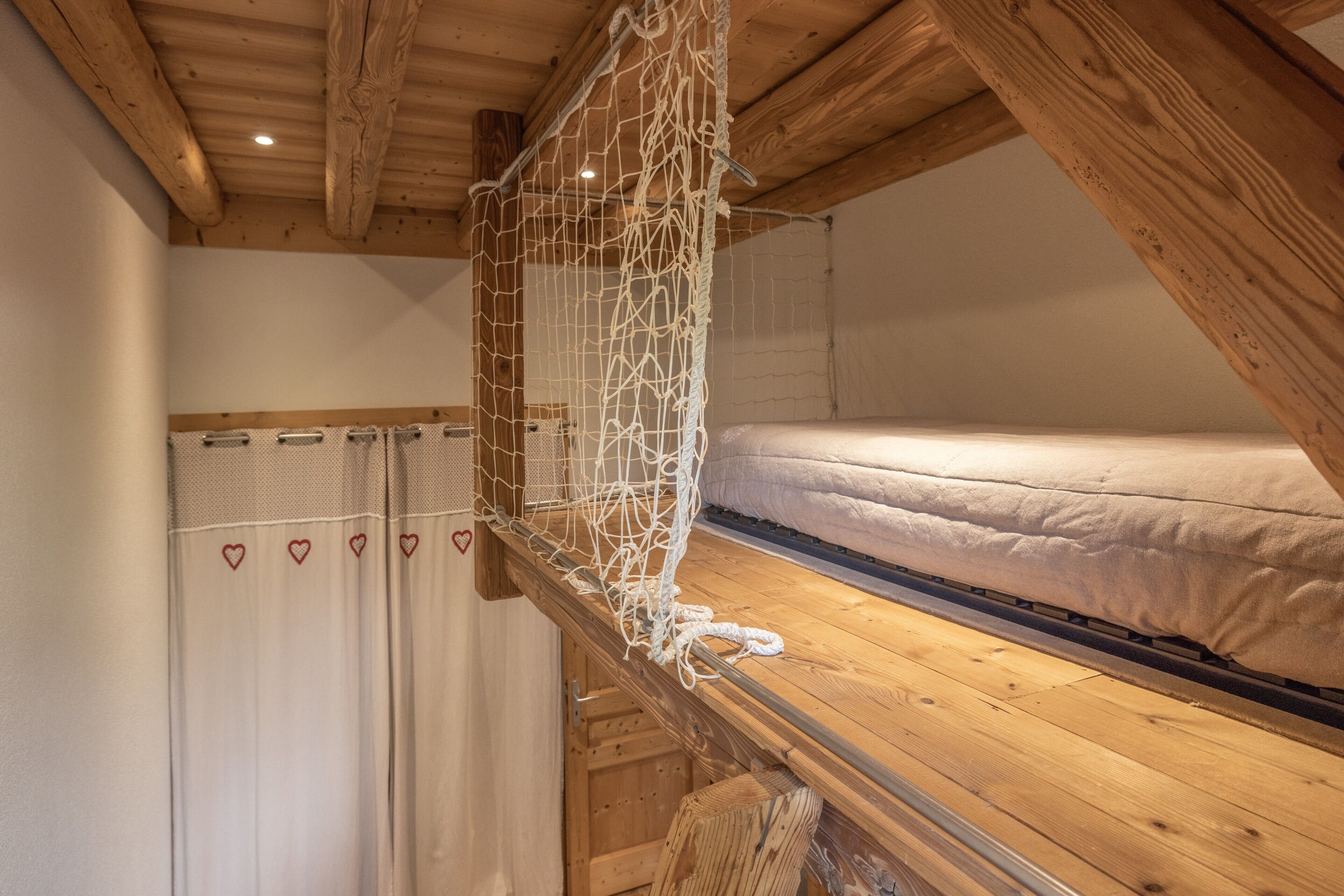 1 dormitorio, tabla de planchar con plancha, wifi gratis y ropa de cama