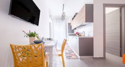 Holiday Home 'Alba’s Home - Van Gogh' with Balcony, Wi-Fi and Air Conditioning