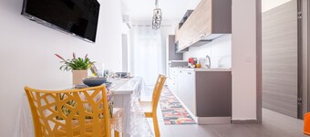 Holiday Home 'Alba’s Home - Van Gogh' with Balcony, Wi-Fi and Air Conditioning