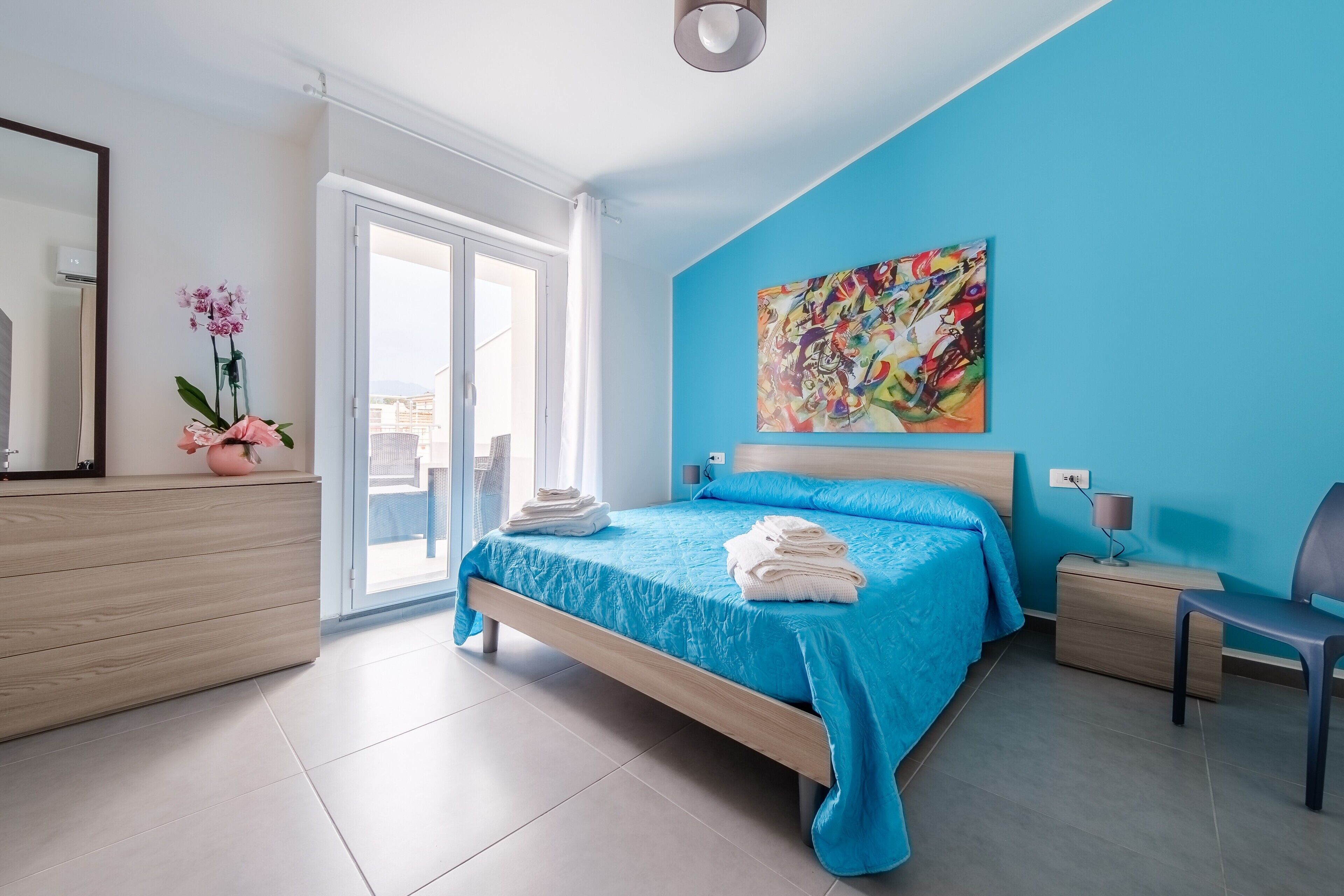 2 chambres, fer et planche à repasser, Wi-Fi gratuit, draps fournis